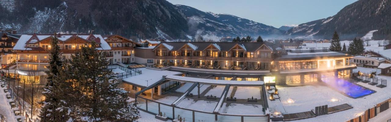 Hotel Berghof Mayrhofen Gmbh Экстерьер фото